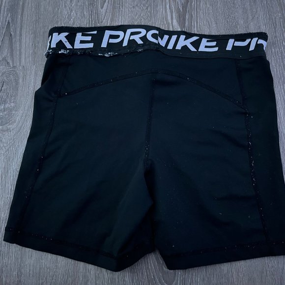 Nike Pro Bike Shorts - Picture 2 of 2